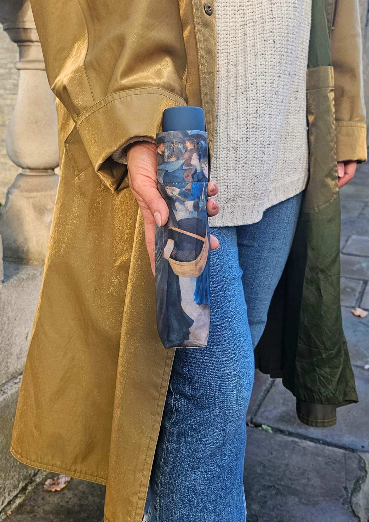 The National Gallery Minilite 2 - The Umbrellas