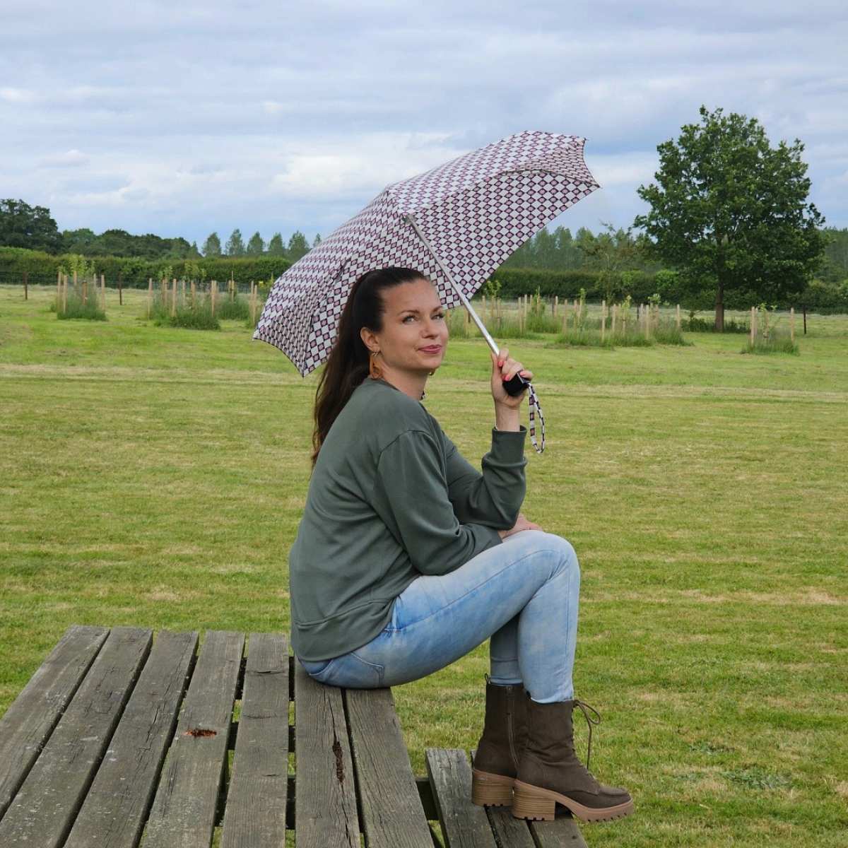 Tiny 2 - Flower Check