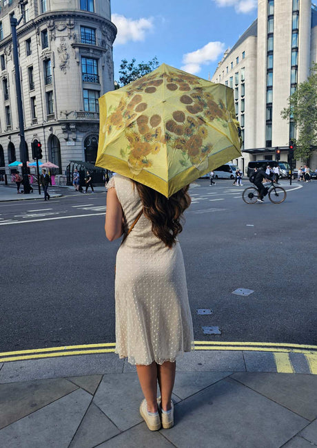 The National Gallery Tiny 2 - Sunflowers