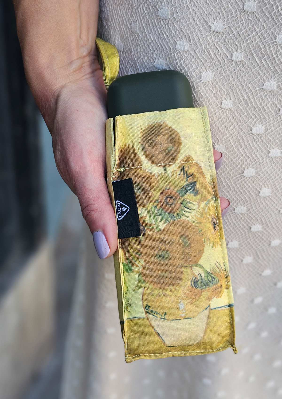 The National Gallery Tiny 2 - Sunflowers