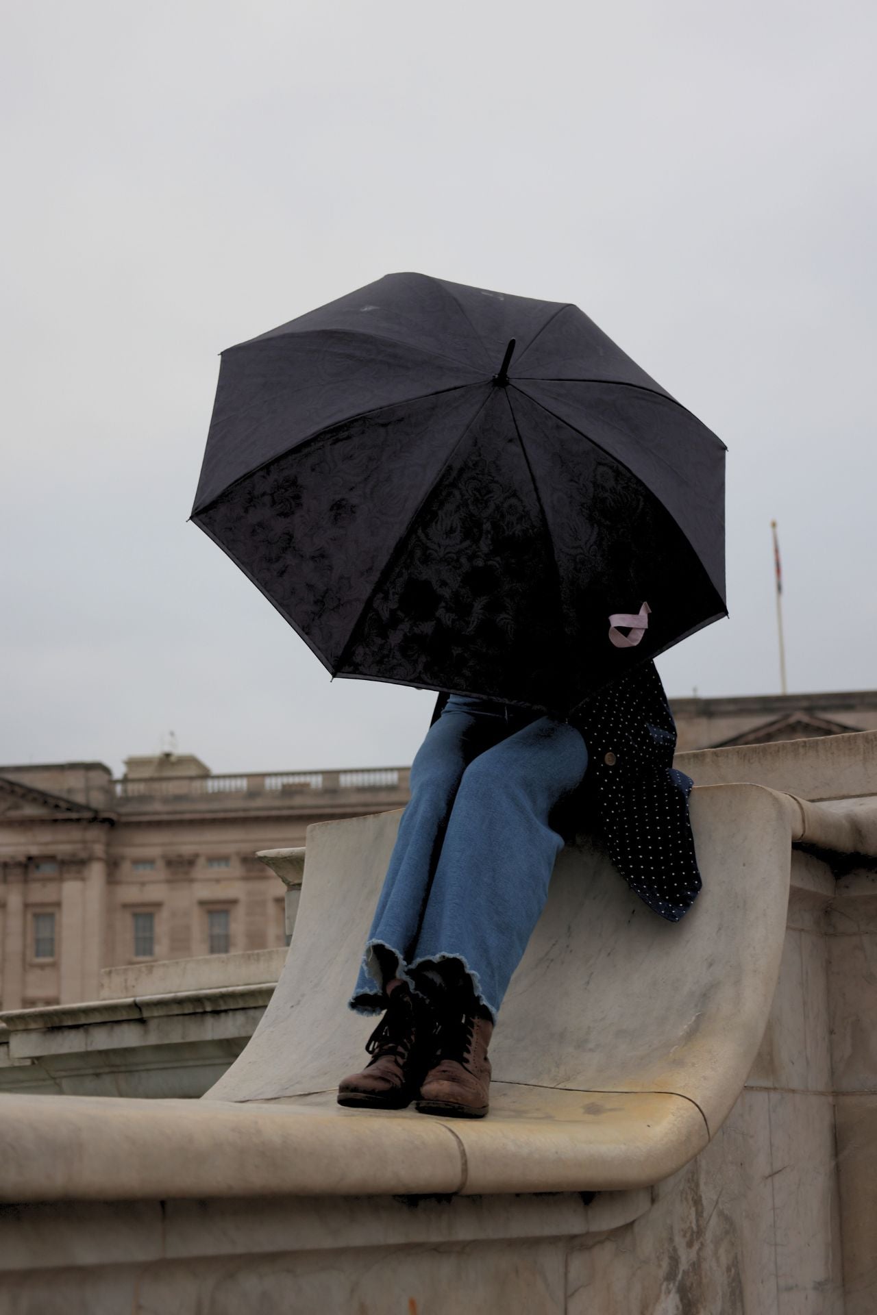 National Gallery Bloomsbury 2 UV - Blushed Blooms