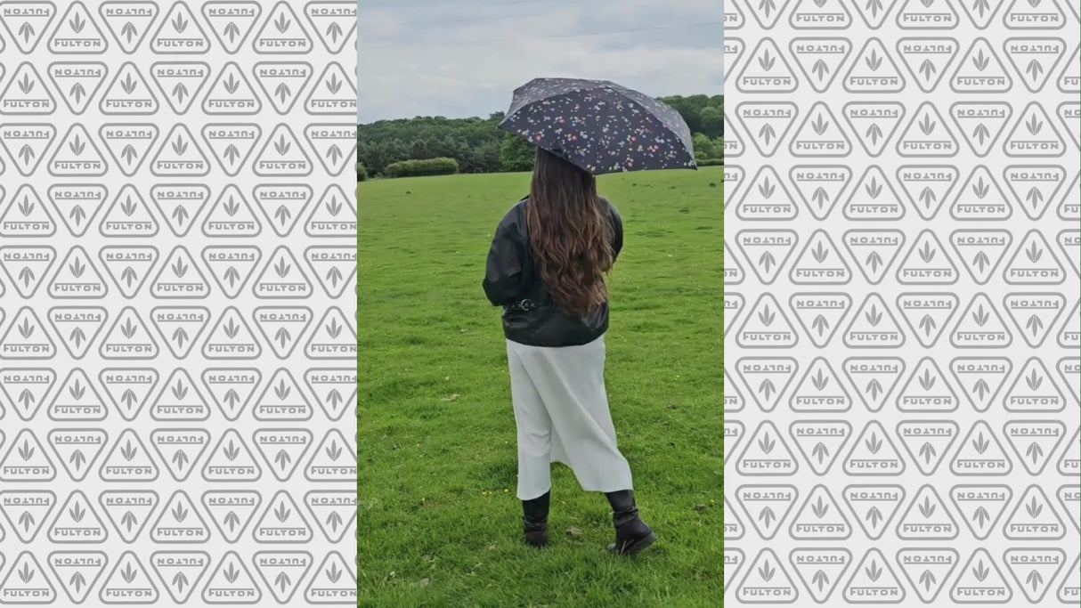 Tiny 2 - Buttercup Sprig